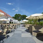 Hotel Fletcher Hotel-restaurant 's-hertogenbosch 4*