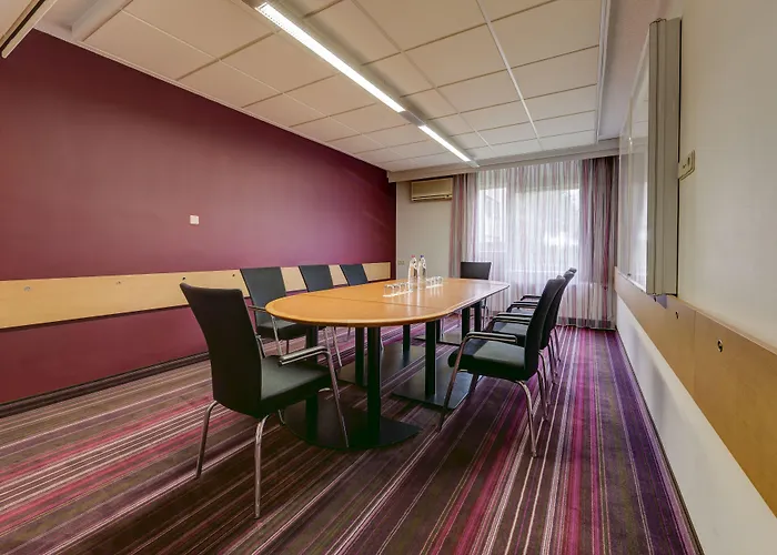 Fletcher Hotel-restaurant 's-hertogenbosch فندق روزمالين