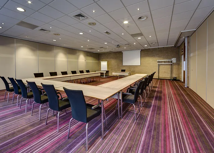 فندق Fletcher Hotel-restaurant 's-hertogenbosch 4*