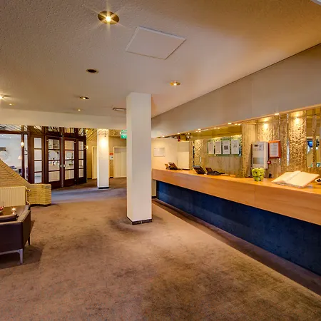 酒店 斯海尔托亨博斯弗莱彻餐厅酒店