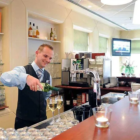 斯海尔托亨博斯弗莱彻餐厅酒店 罗斯马伦