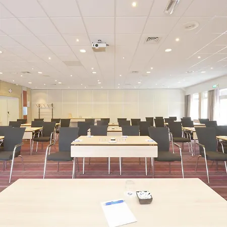 Fletcher Hotel-restaurant 's-hertogenbosch רוזמאלן